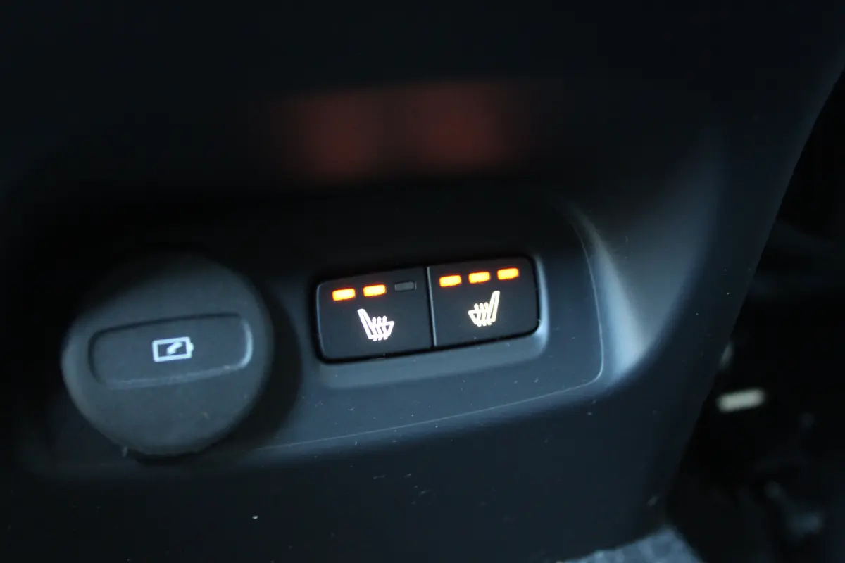 2.0 T4 AWD Inscription | Trekhaak | Panoramadak | Camera | Stoel- & stuurverwarming | Cruise control adaptief |