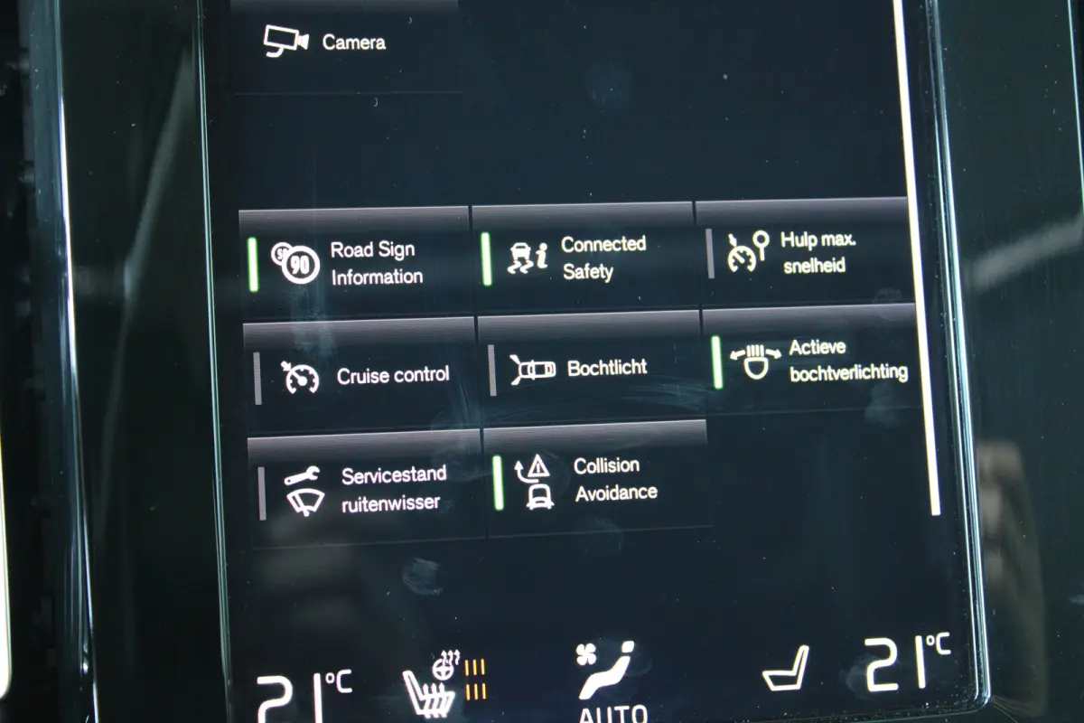 2.0 T4 AWD Inscription | Trekhaak | Panoramadak | Camera | Stoel- & stuurverwarming | Cruise control adaptief |