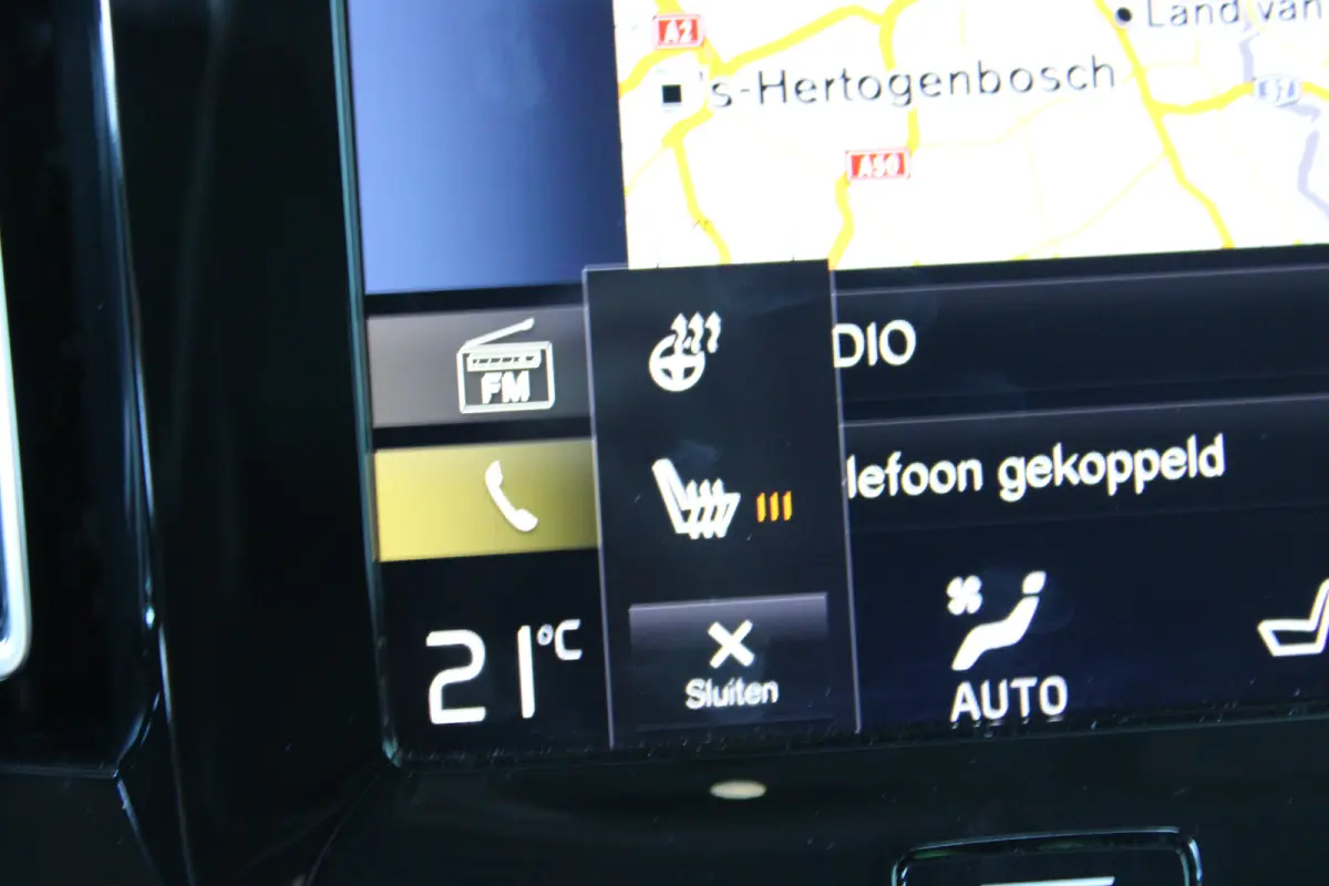 2.0 T4 AWD Inscription | Trekhaak | Panoramadak | Camera | Stoel- & stuurverwarming | Cruise control adaptief |
