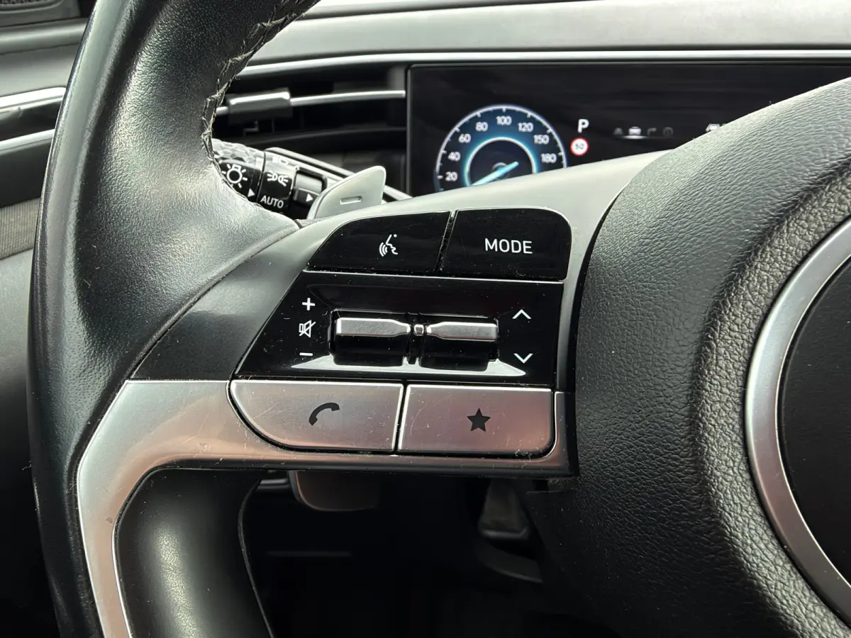 1.6 T-GDI HEV Comfort Lederpakket. | Ledere bekleding | Stoel verwarming voor | Electrische Stoelverstelling | Apple carplay/Android auto | Navigatie | Cruise contol |