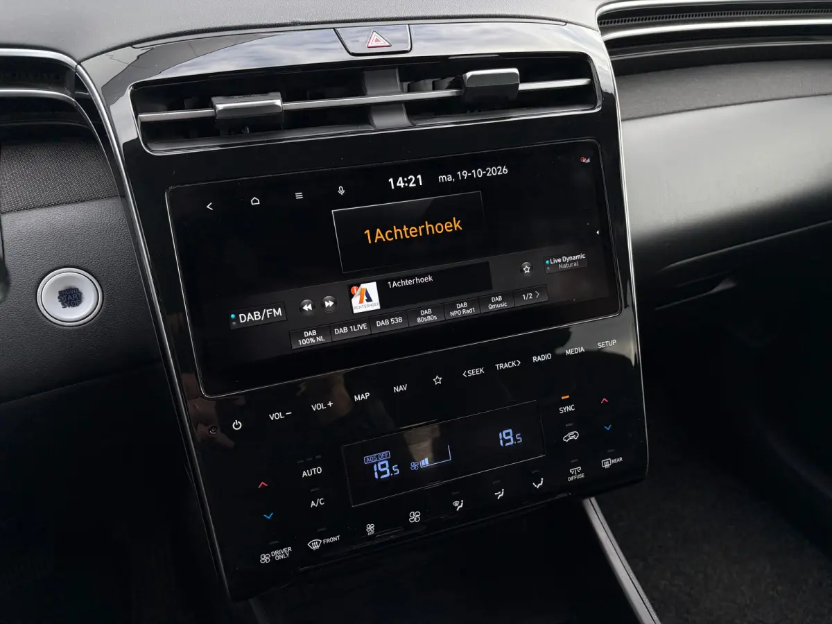 1.6 T-GDI HEV Comfort Lederpakket. | Ledere bekleding | Stoel verwarming voor | Electrische Stoelverstelling | Apple carplay/Android auto | Navigatie | Cruise contol |