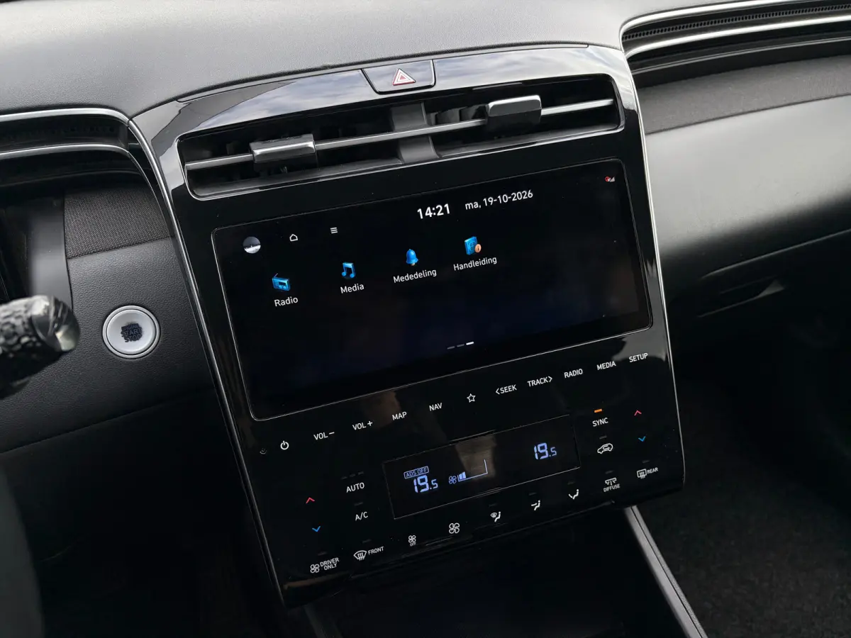 1.6 T-GDI HEV Comfort Lederpakket. | Ledere bekleding | Stoel verwarming voor | Electrische Stoelverstelling | Apple carplay/Android auto | Navigatie | Cruise contol |