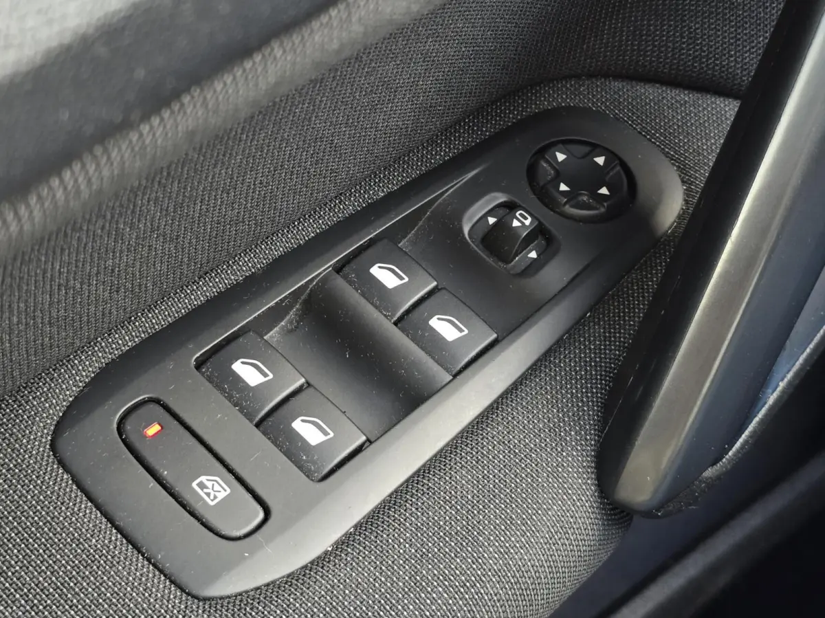 1.2 PureTech Blue Lease Premium Navi/Pano/ACC