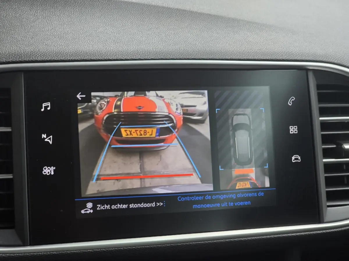 1.2 PureTech Blue Lease Premium Navi/Pano/ACC