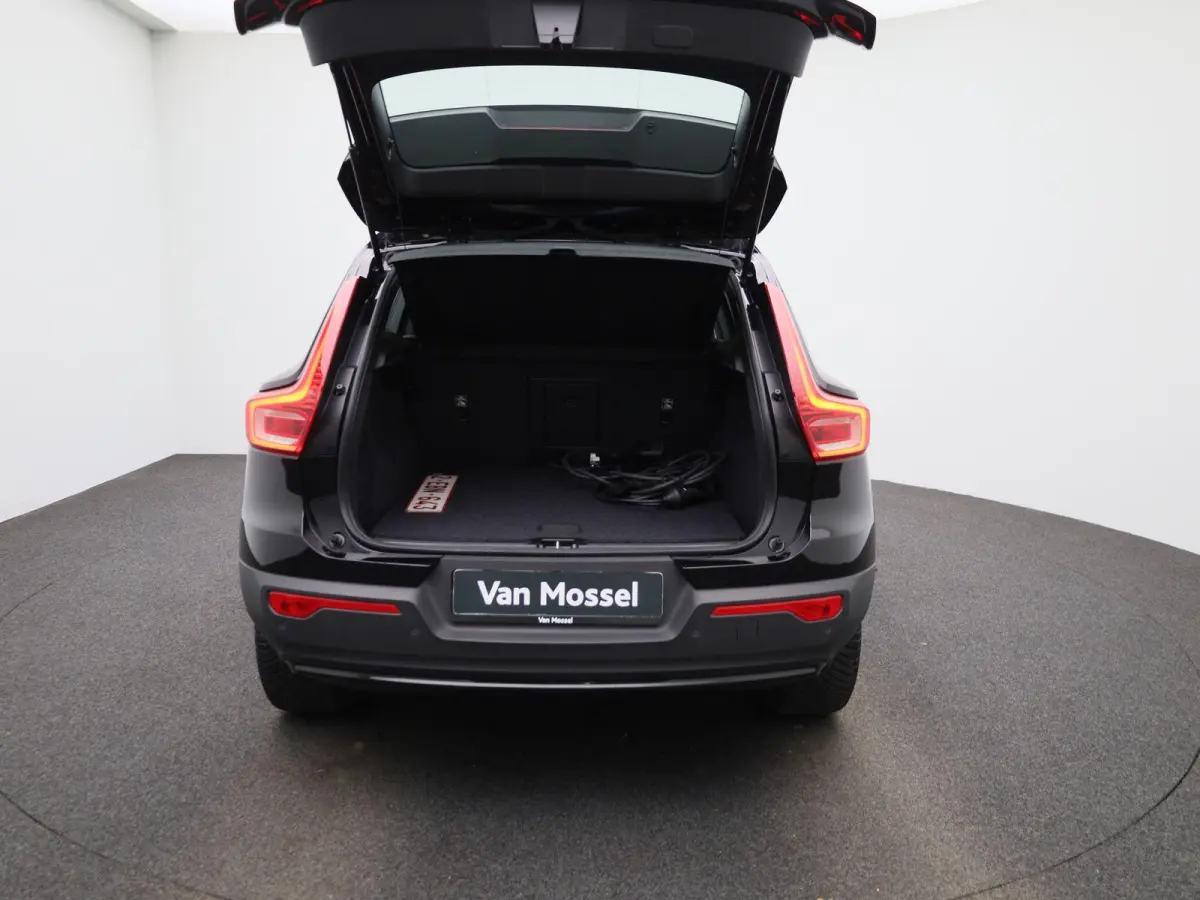Core | Cruise Control | Achteruitrijcamera | Virtual Cockpit | Climate Control | Apple Carplay/ Android Auto |