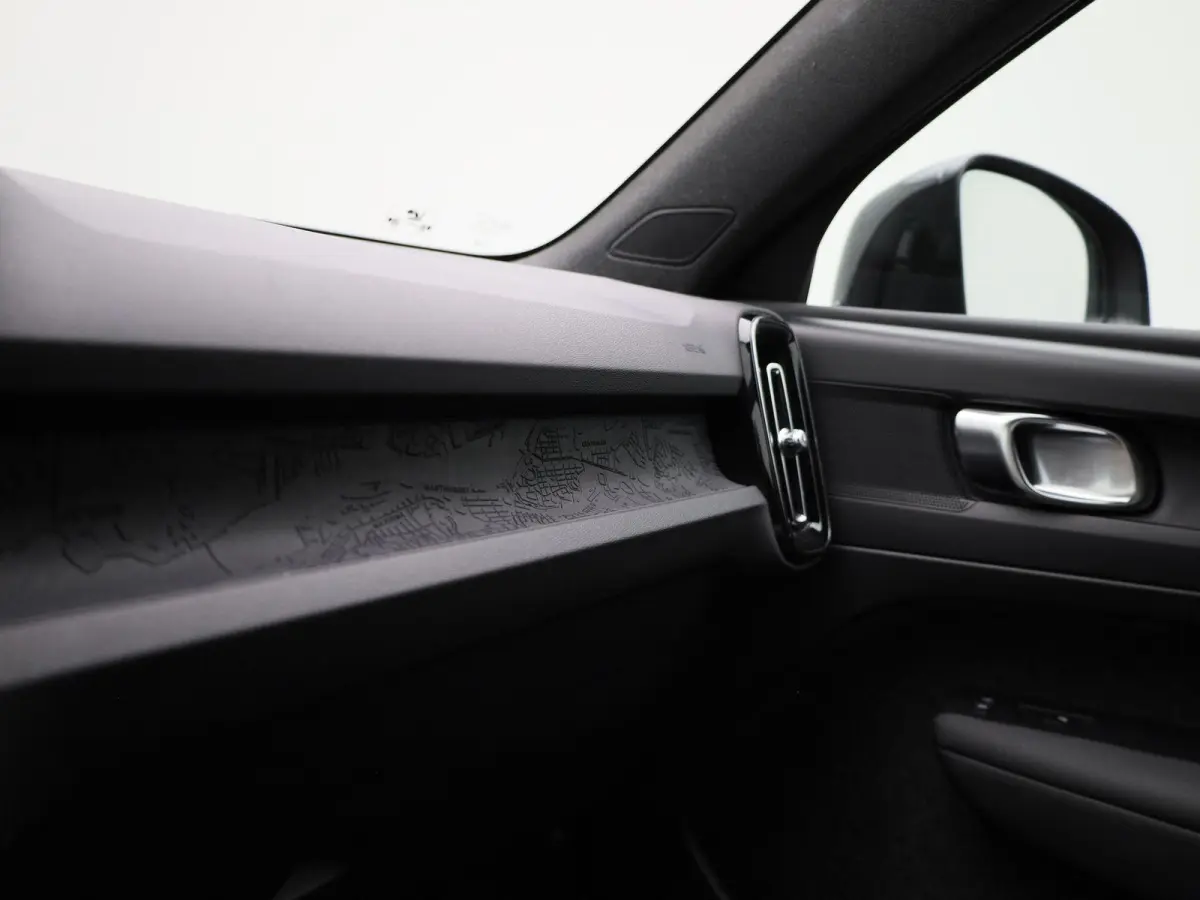 Core | Cruise Control | Achteruitrijcamera | Virtual Cockpit | Climate Control | Apple Carplay/ Android Auto |