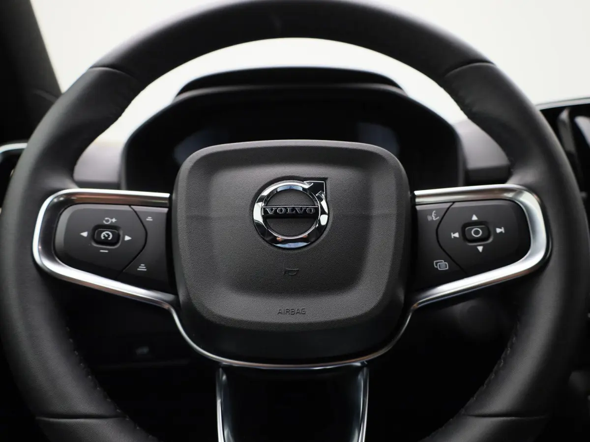 Core | Cruise Control | Achteruitrijcamera | Virtual Cockpit | Climate Control | Apple Carplay/ Android Auto |