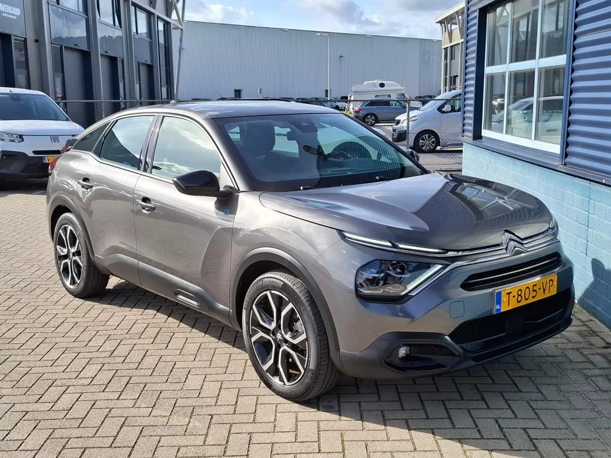 Feel Pack 50 kWh SOH 95,25% | CARPLAY | CAMERA | FULL LED KOPLAMPEN | COMFORTSTOELEN