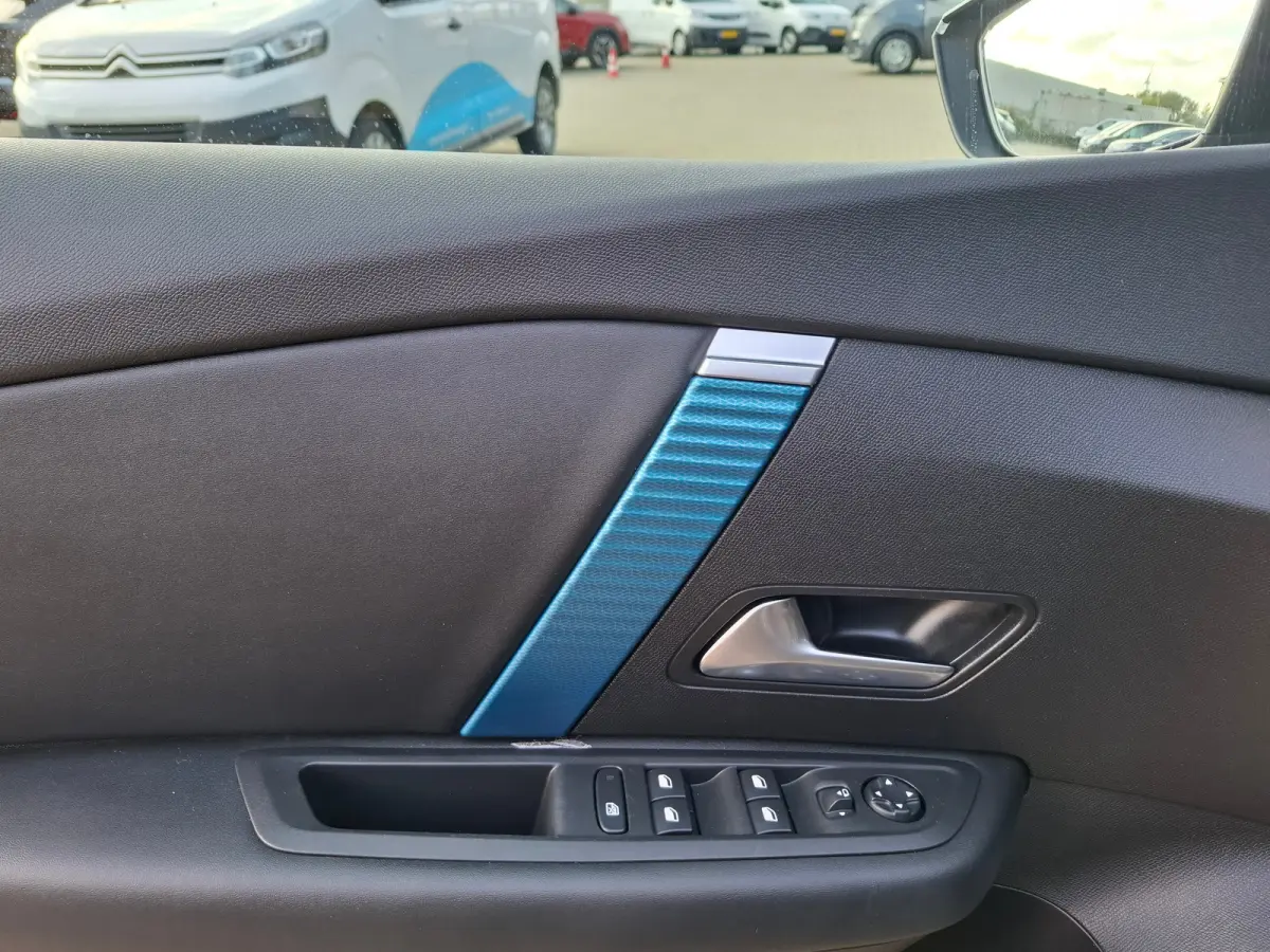 Feel Pack 50 kWh SOH 95,25% | CARPLAY | CAMERA | FULL LED KOPLAMPEN | COMFORTSTOELEN