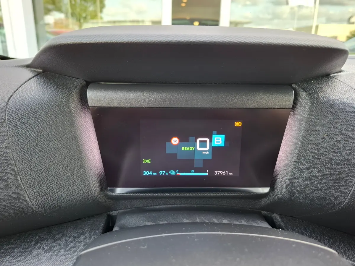 Feel Pack 50 kWh SOH 95,25% | CARPLAY | CAMERA | FULL LED KOPLAMPEN | COMFORTSTOELEN
