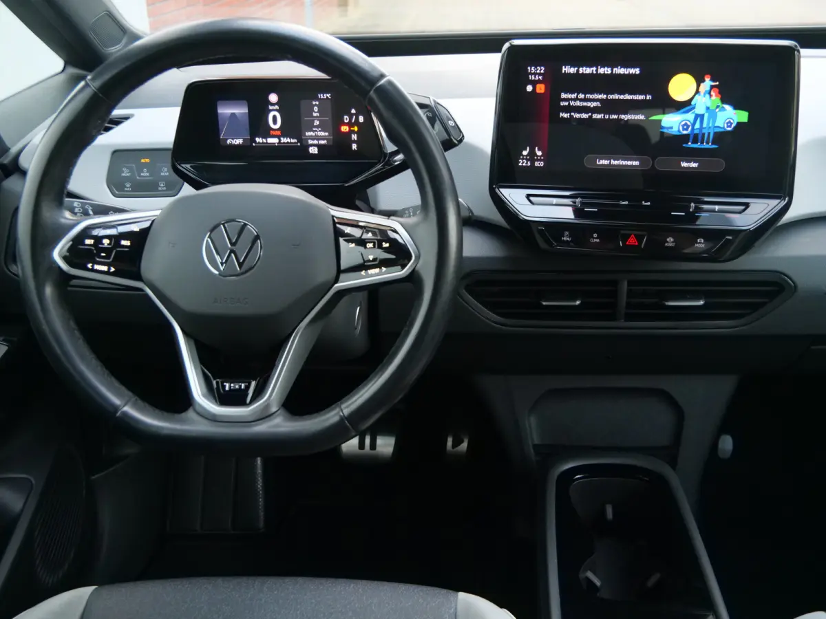 First Plus 58 kWh 204 Pk Automaat Navi / DAB / Apple Carplay / Camera / Stoelverwarming / SOH 94,1 %