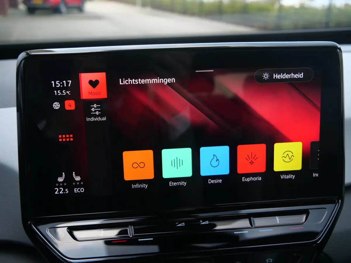 First Plus 58 kWh 204 Pk Automaat Navi / DAB / Apple Carplay / Camera / Stoelverwarming / SOH 94,1 %