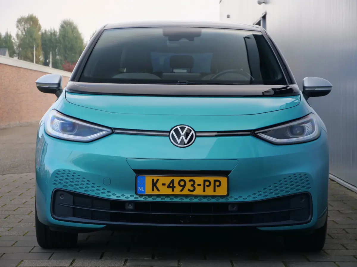 First Plus 58 kWh 204 Pk Automaat Navi / DAB / Apple Carplay / Camera / Stoelverwarming / SOH 94,1 %
