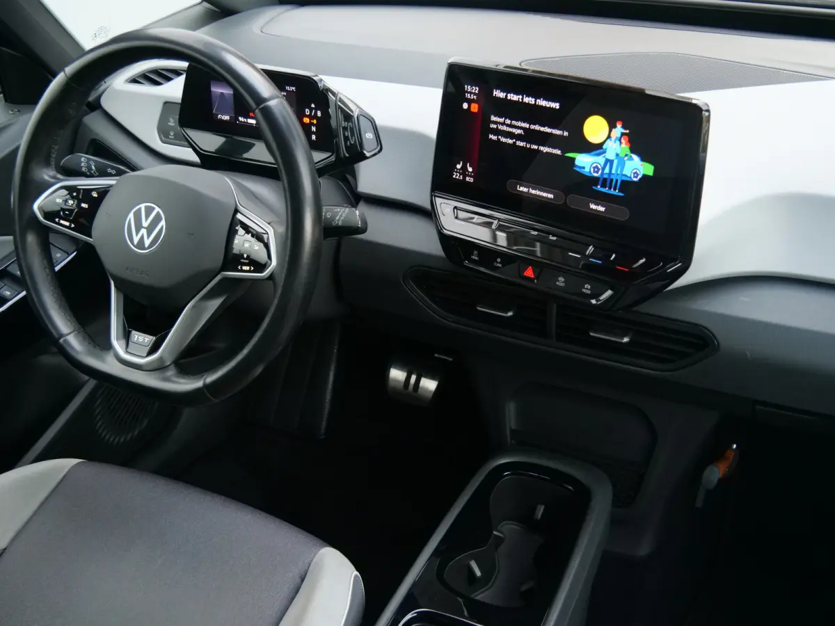 First Plus 58 kWh 204 Pk Automaat Navi / DAB / Apple Carplay / Camera / Stoelverwarming / SOH 94,1 %