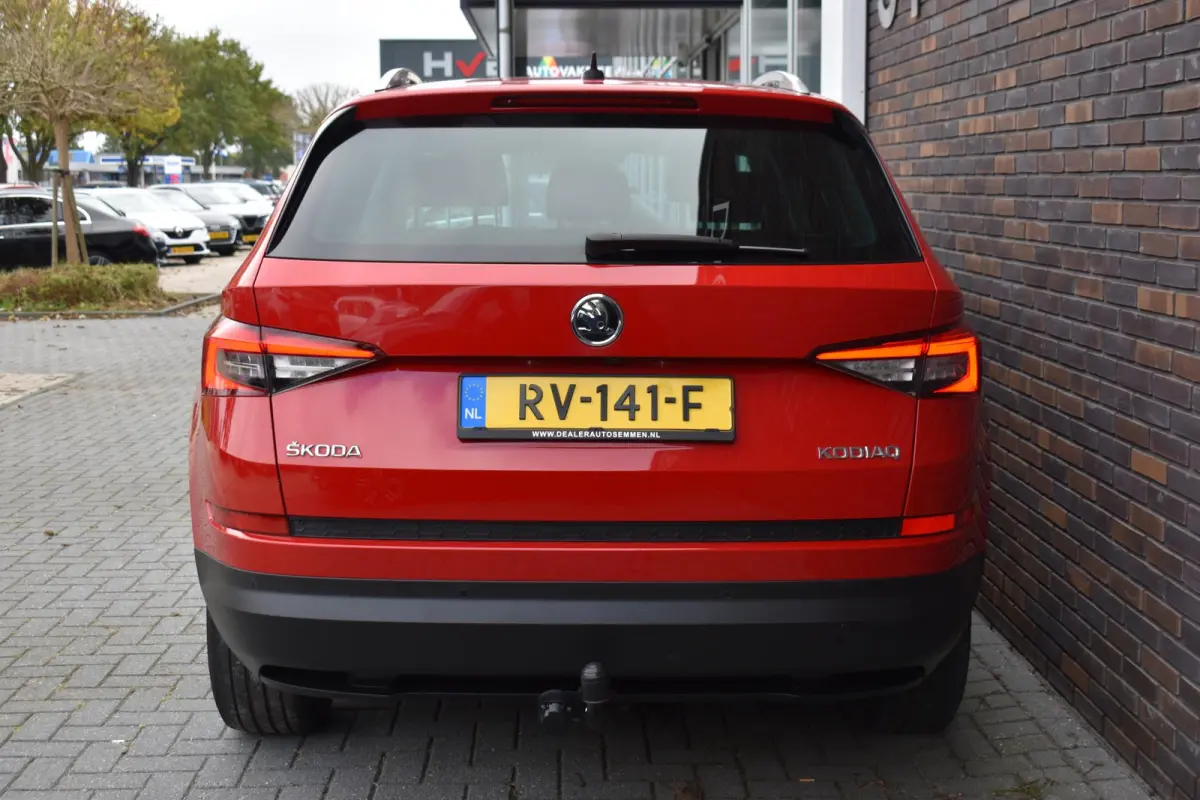 1.4 TSI LEDER NAVI LMV TREKHAAK