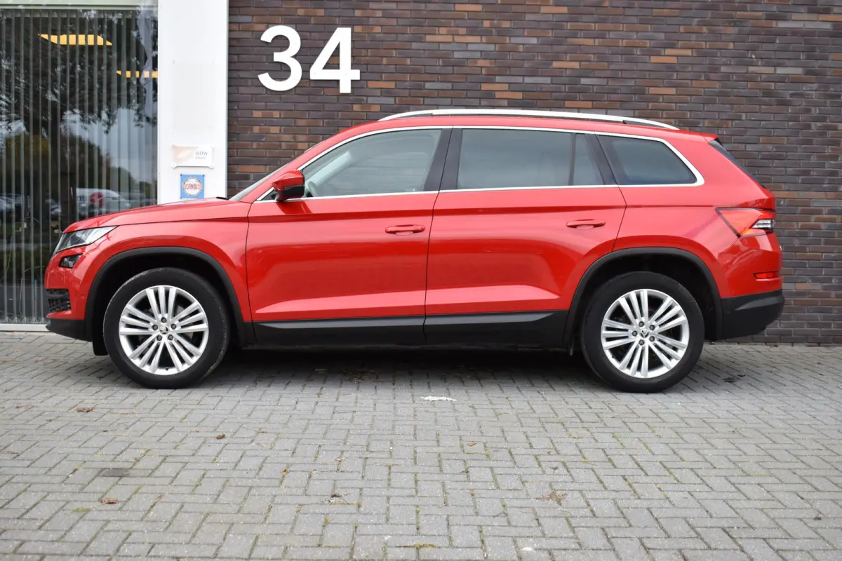 1.4 TSI LEDER NAVI LMV TREKHAAK