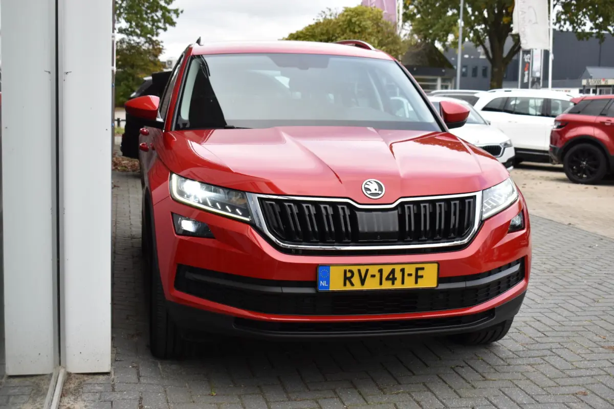 1.4 TSI LEDER NAVI LMV TREKHAAK
