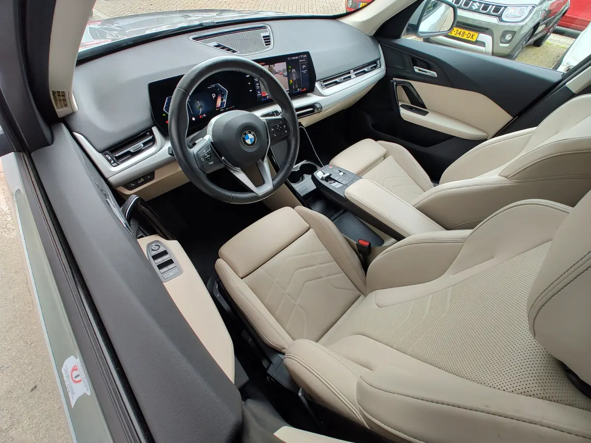sDRIVE18i AUTOMAAT Leder | Winterpakket | Carplay/Android | Sportstoelen