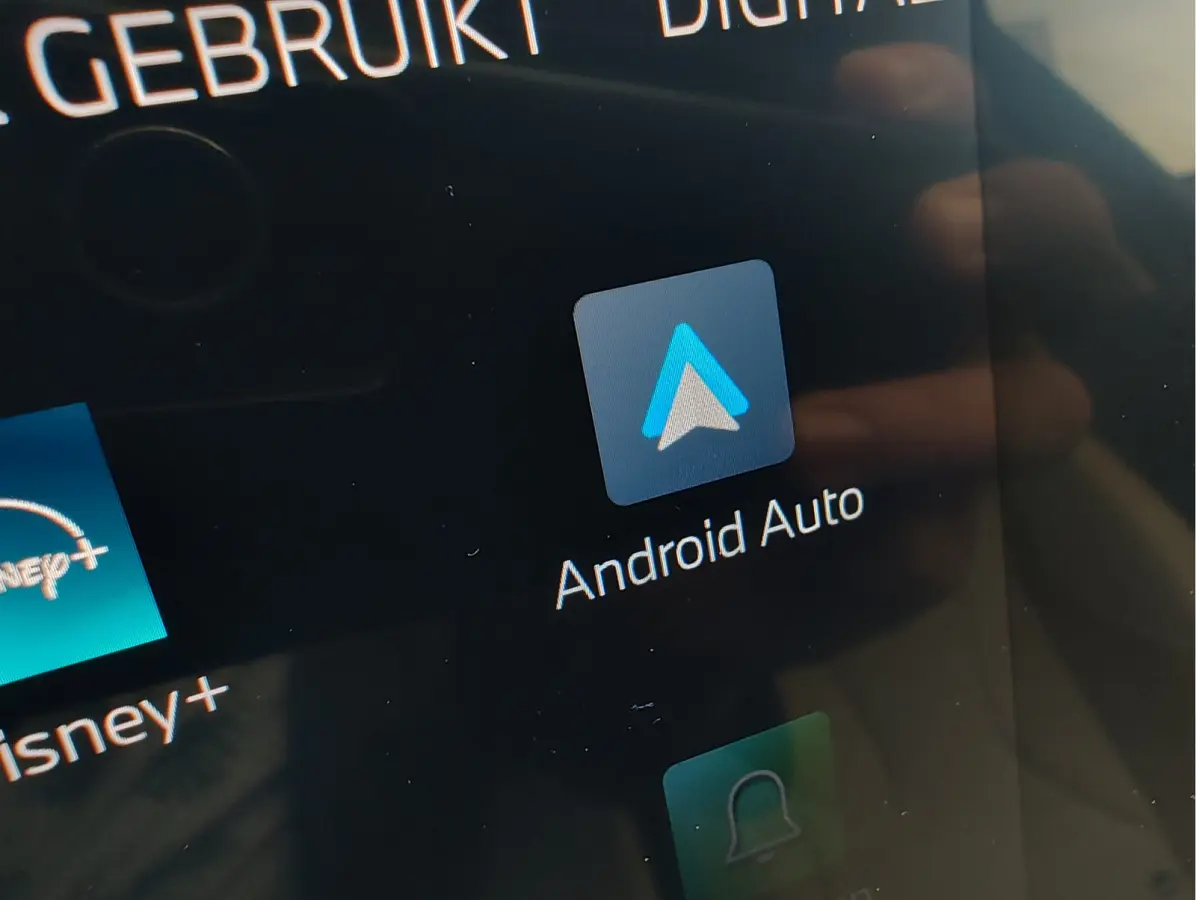 sDRIVE18i AUTOMAAT Leder | Winterpakket | Carplay/Android | Sportstoelen