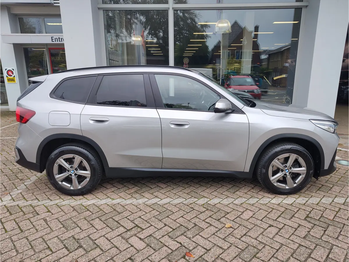 sDRIVE18i AUTOMAAT Leder | Winterpakket | Carplay/Android | Sportstoelen