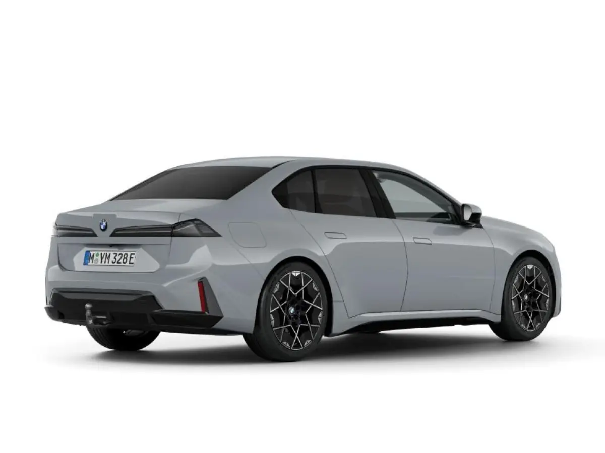 50 xDrive First Edition | M Sportpakket | Innovation Pack | Digital Pack