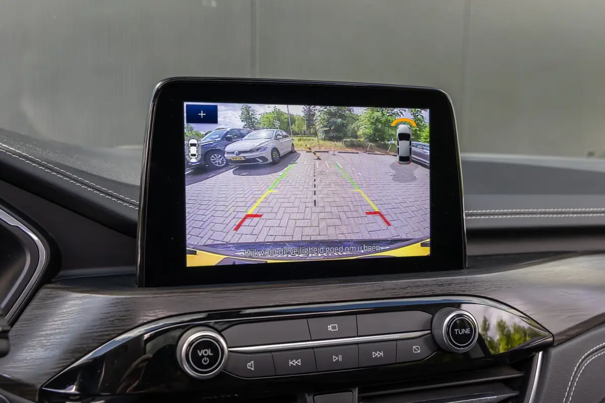 1.5 EcoBoost Vignale | Achterbank verwarmd | Apple Carplay/Android Auto|telefoonintegratie premium | Bots waarschuwing systeem