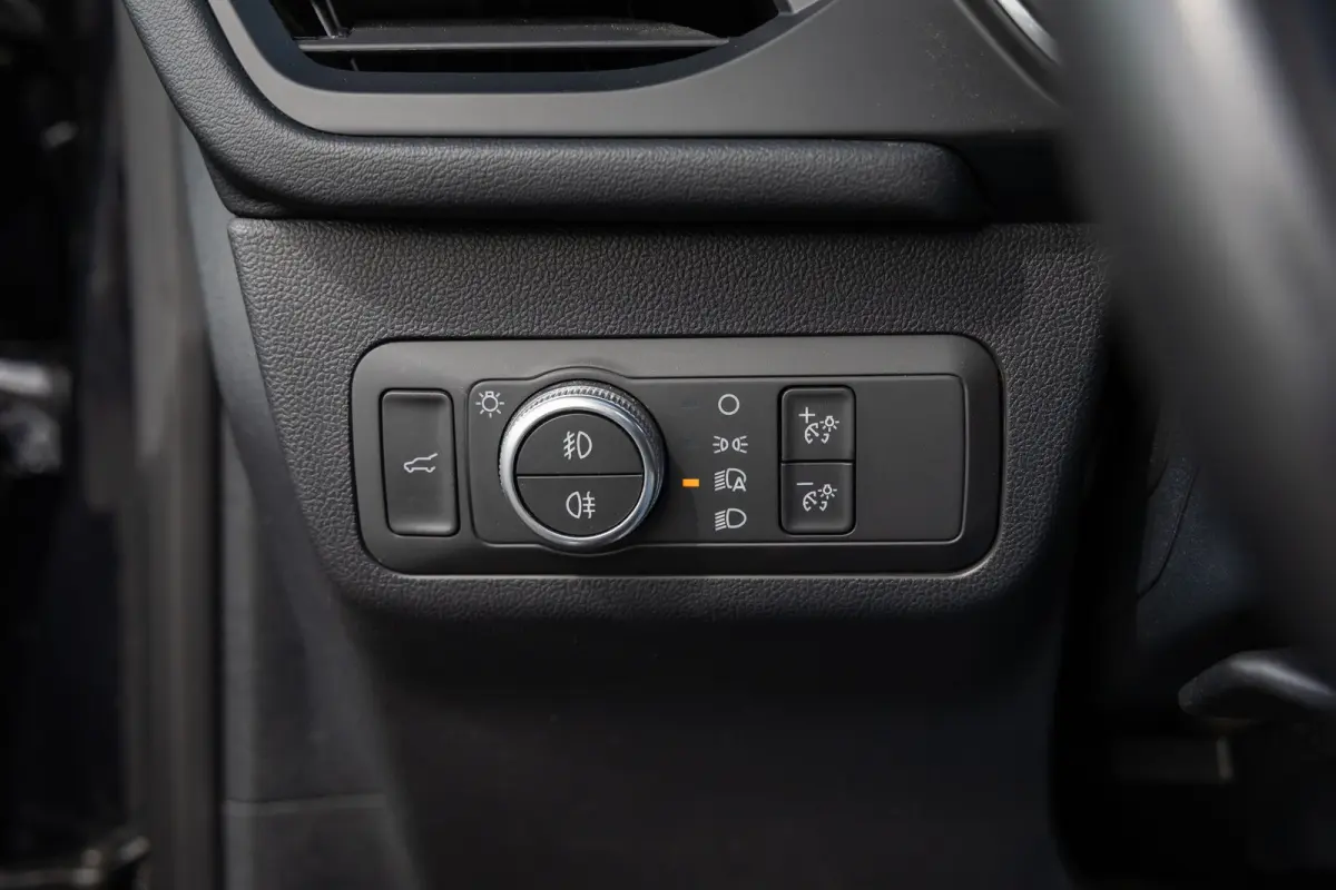 1.5 EcoBoost Vignale | Achterbank verwarmd | Apple Carplay/Android Auto|telefoonintegratie premium | Bots waarschuwing systeem