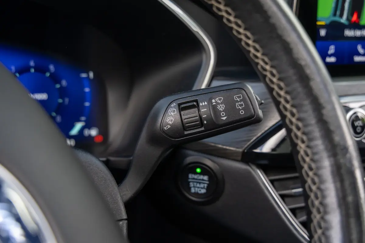 1.5 EcoBoost Vignale | Achterbank verwarmd | Apple Carplay/Android Auto|telefoonintegratie premium | Bots waarschuwing systeem
