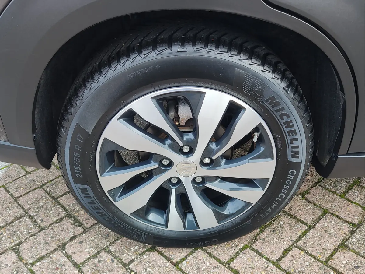 1.4 BOOSTERJET STYLE SMART HYBRID AUT. Sunroof | 360 Camera | All Seasonbanden