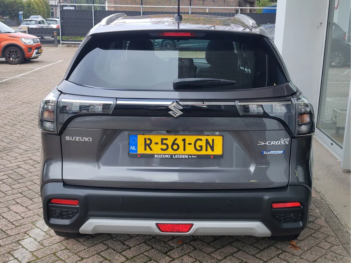 1.4 BOOSTERJET STYLE SMART HYBRID AUT. Sunroof | 360 Camera | All Seasonbanden