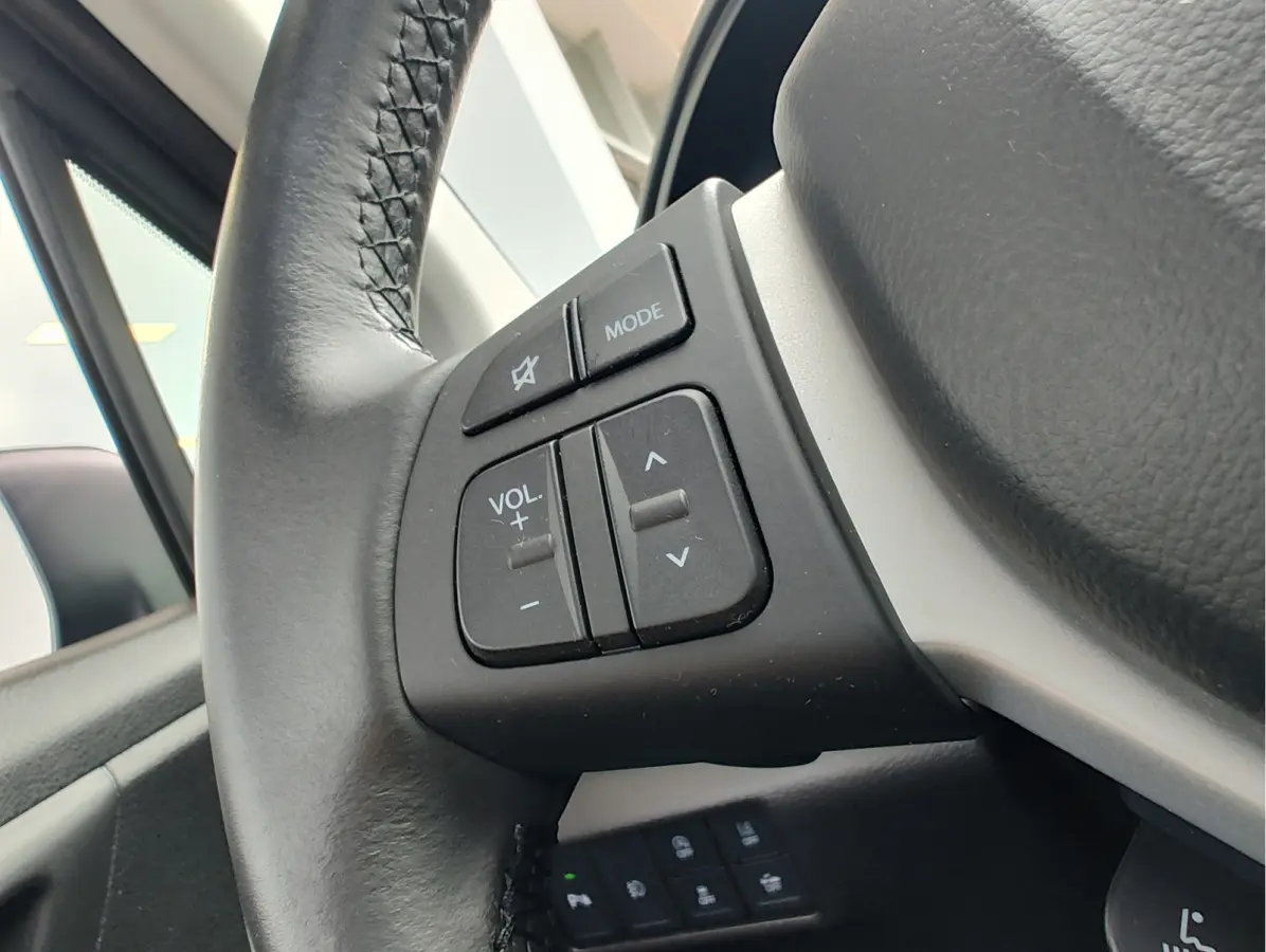 1.4 BOOSTERJET STYLE SMART HYBRID AUT. Sunroof | 360 Camera | All Seasonbanden