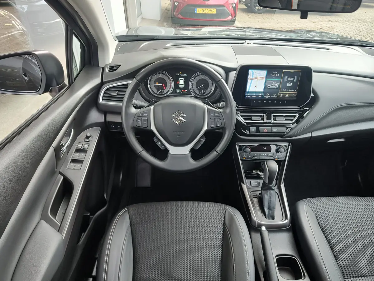 1.4 BOOSTERJET STYLE SMART HYBRID AUT. Sunroof | 360 Camera | All Seasonbanden