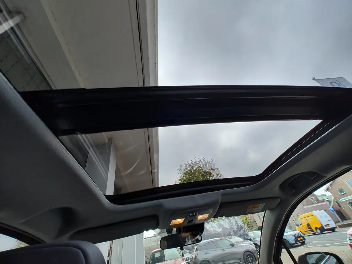 1.4 BOOSTERJET STYLE SMART HYBRID AUT. Sunroof | 360 Camera | All Seasonbanden