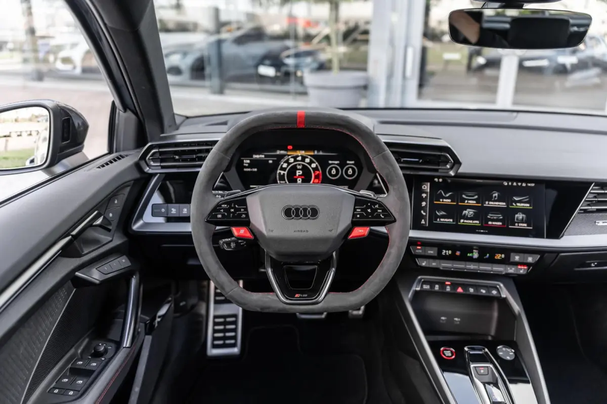 RS 3 2.5 TFSI quattro HUD Pano Sonos Leer Memory