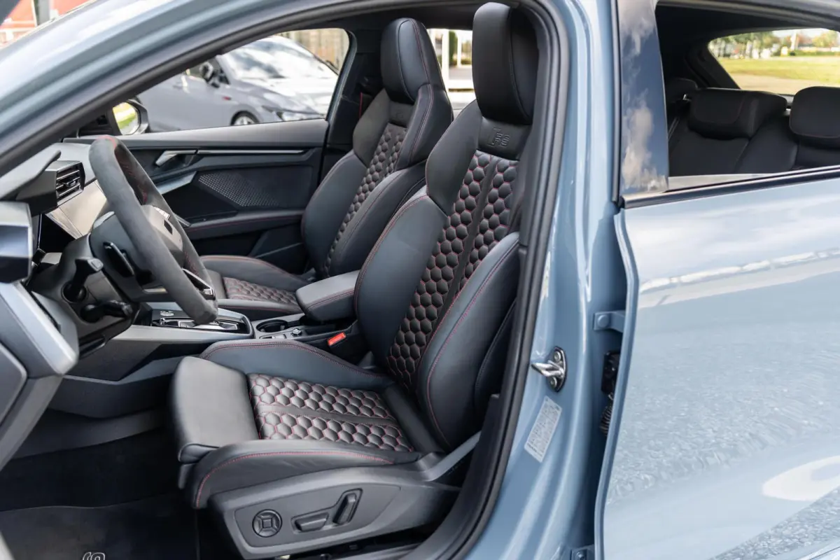 RS 3 2.5 TFSI quattro HUD Pano Sonos Leer Memory