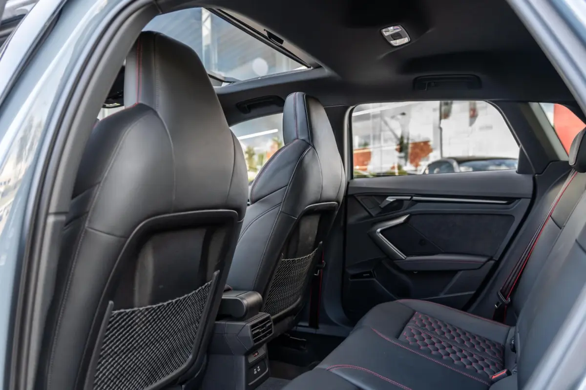 RS 3 2.5 TFSI quattro HUD Pano Sonos Leer Memory