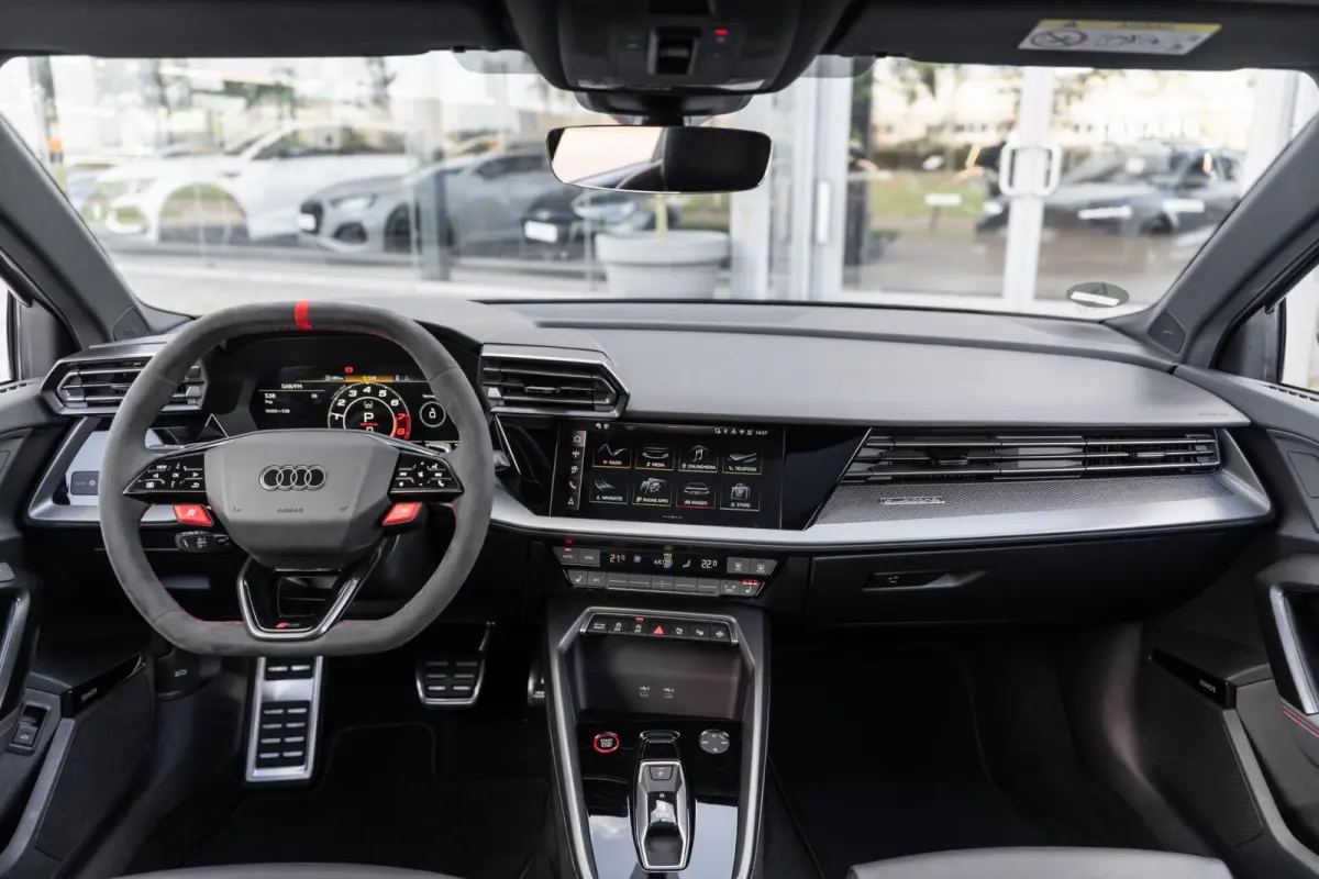 RS 3 2.5 TFSI quattro HUD Pano Sonos Leer Memory