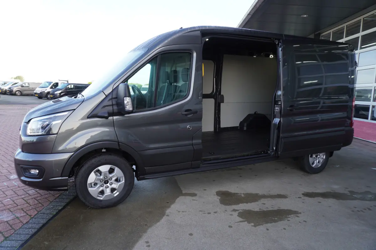 350L 2.0 TDCI 165PK L3H2 Limited Automaat Schuifdeur L+R nr.V107 | Airco | Adap Cruise | 360 Camera | navi | Trekhaak