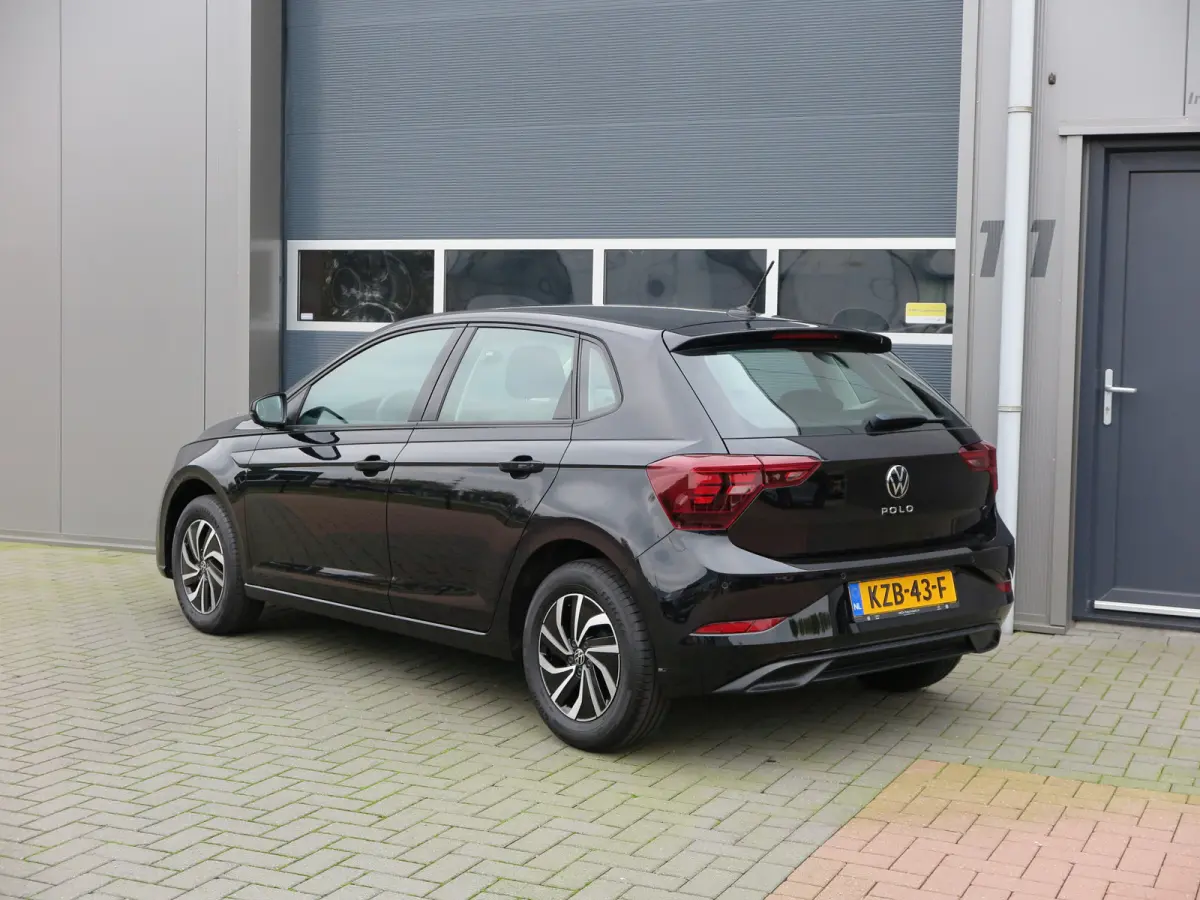 1.0 TSI 95pk DSG Life Led,Climate control, App-Connect , PDC, LMV15", Stuuwiel multifunctioneel, etc .