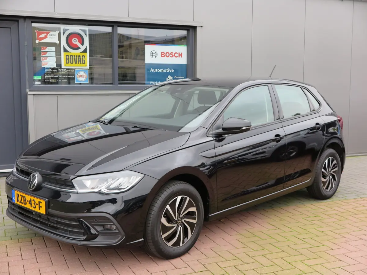 1.0 TSI 95pk DSG Life Led,Climate control, App-Connect , PDC, LMV15", Stuuwiel multifunctioneel, etc .