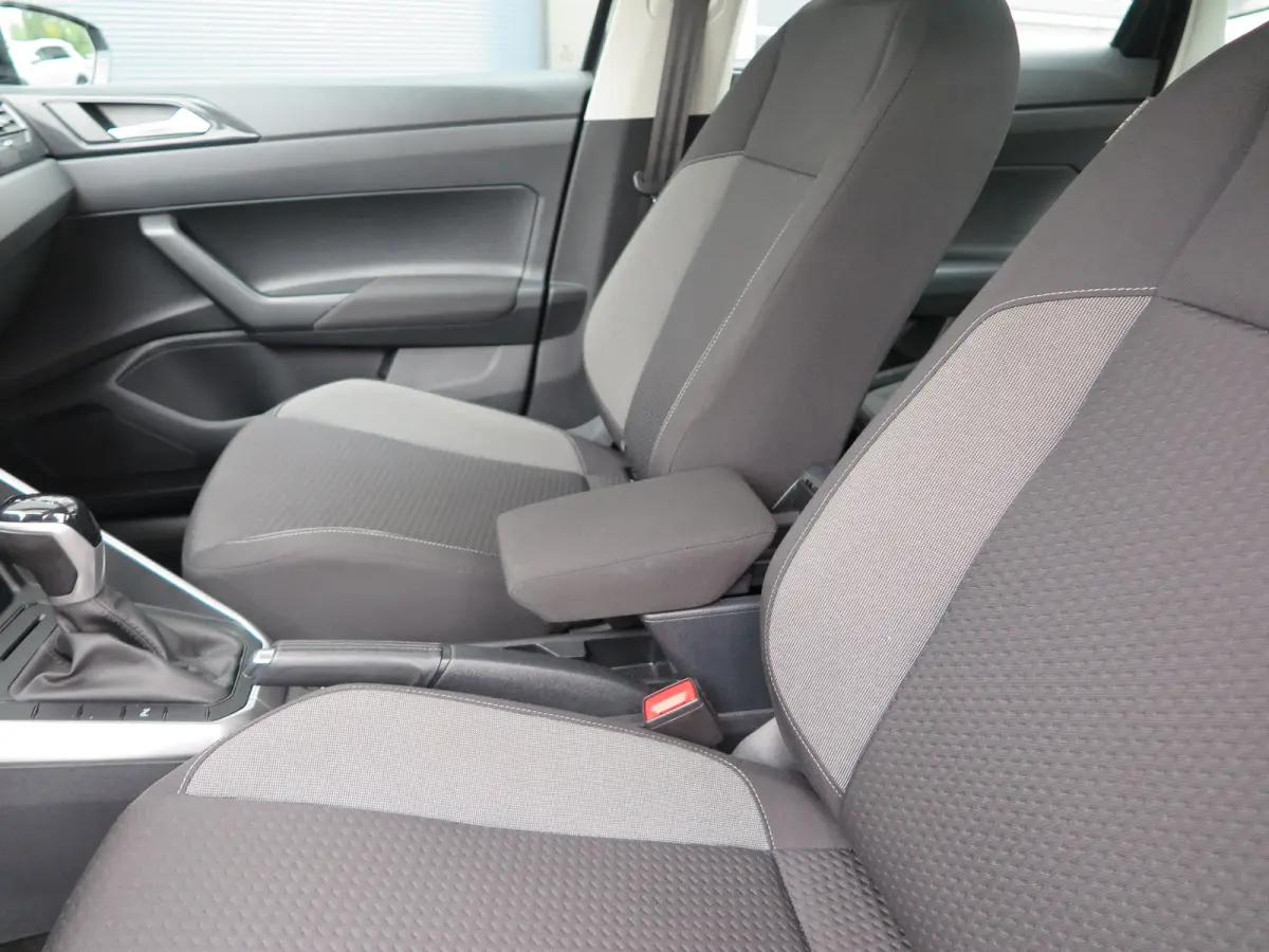 1.0 TSI 95pk DSG Life Led,Climate control, App-Connect , PDC, LMV15", Stuuwiel multifunctioneel, etc .