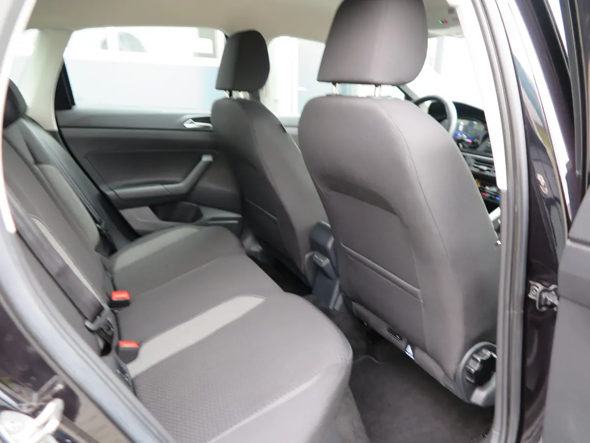 1.0 TSI 95pk DSG Life Led,Climate control, App-Connect , PDC, LMV15", Stuuwiel multifunctioneel, etc .