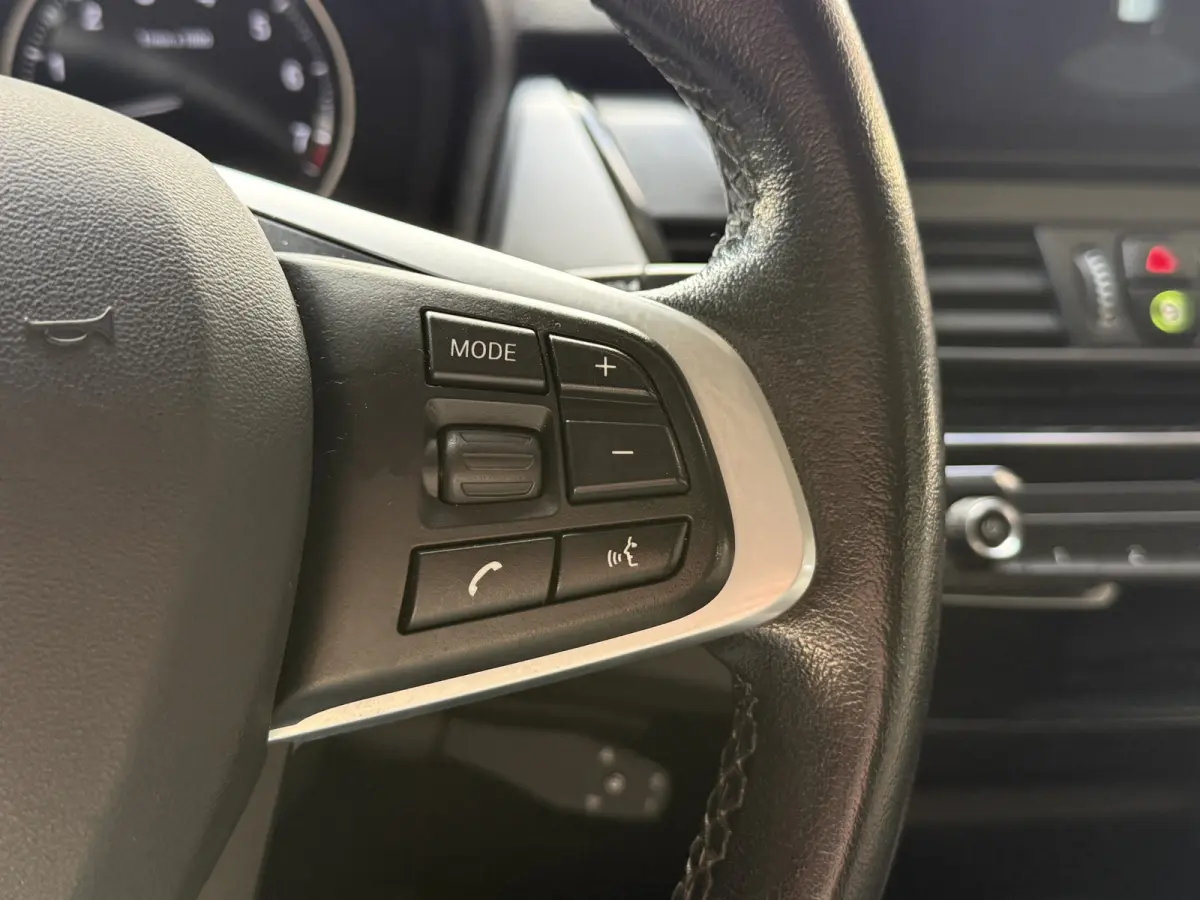 | Stoelverwarming | Navi | Cruise Control