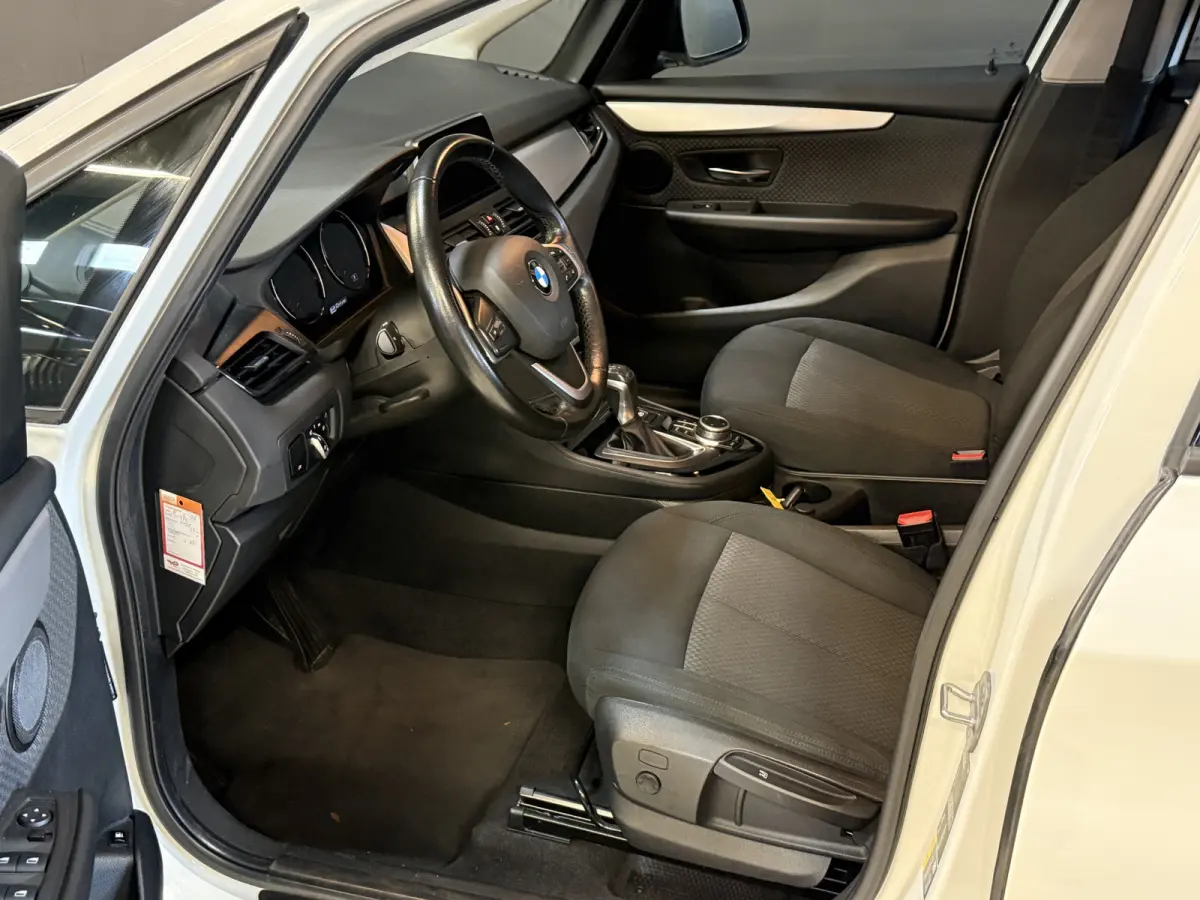 | Stoelverwarming | Navi | Cruise Control