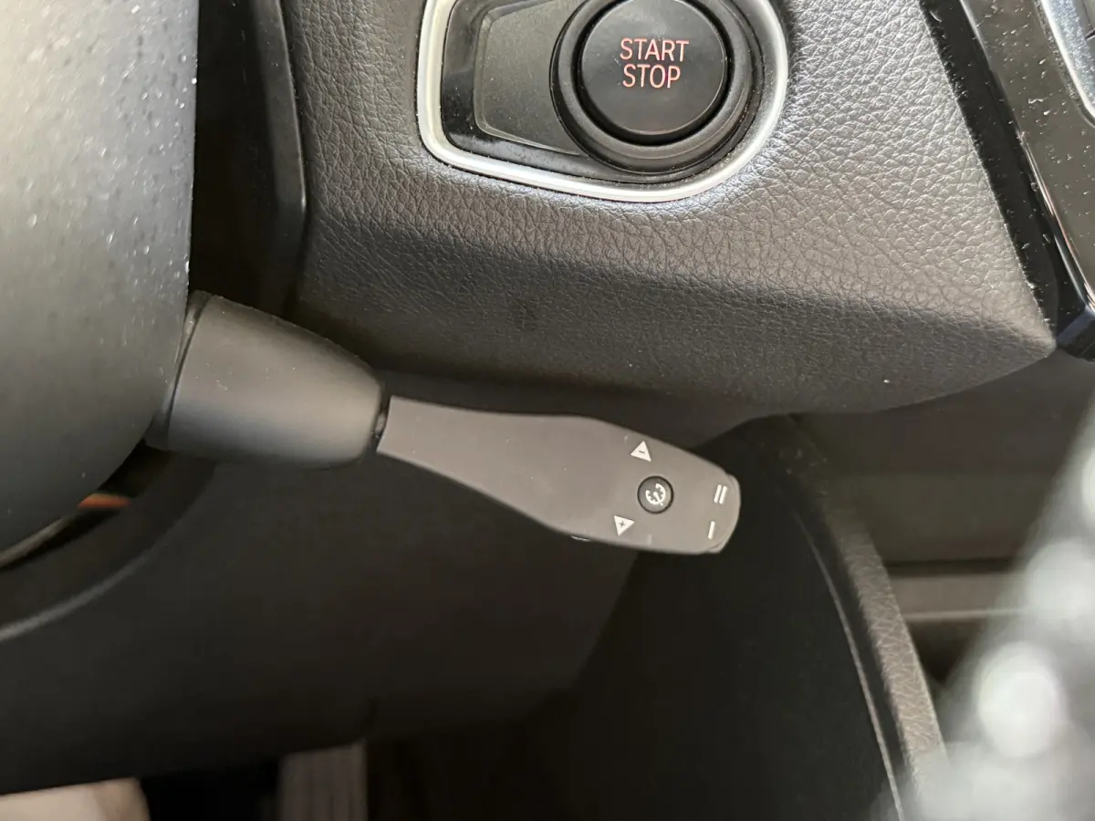 | Stoelverwarming | Navi | Cruise Control