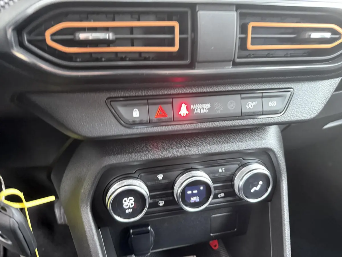 TCe 100 Bi-Fuel Comfort | Trekhaak | Climate Control | Apple Carplay/Android Auto |