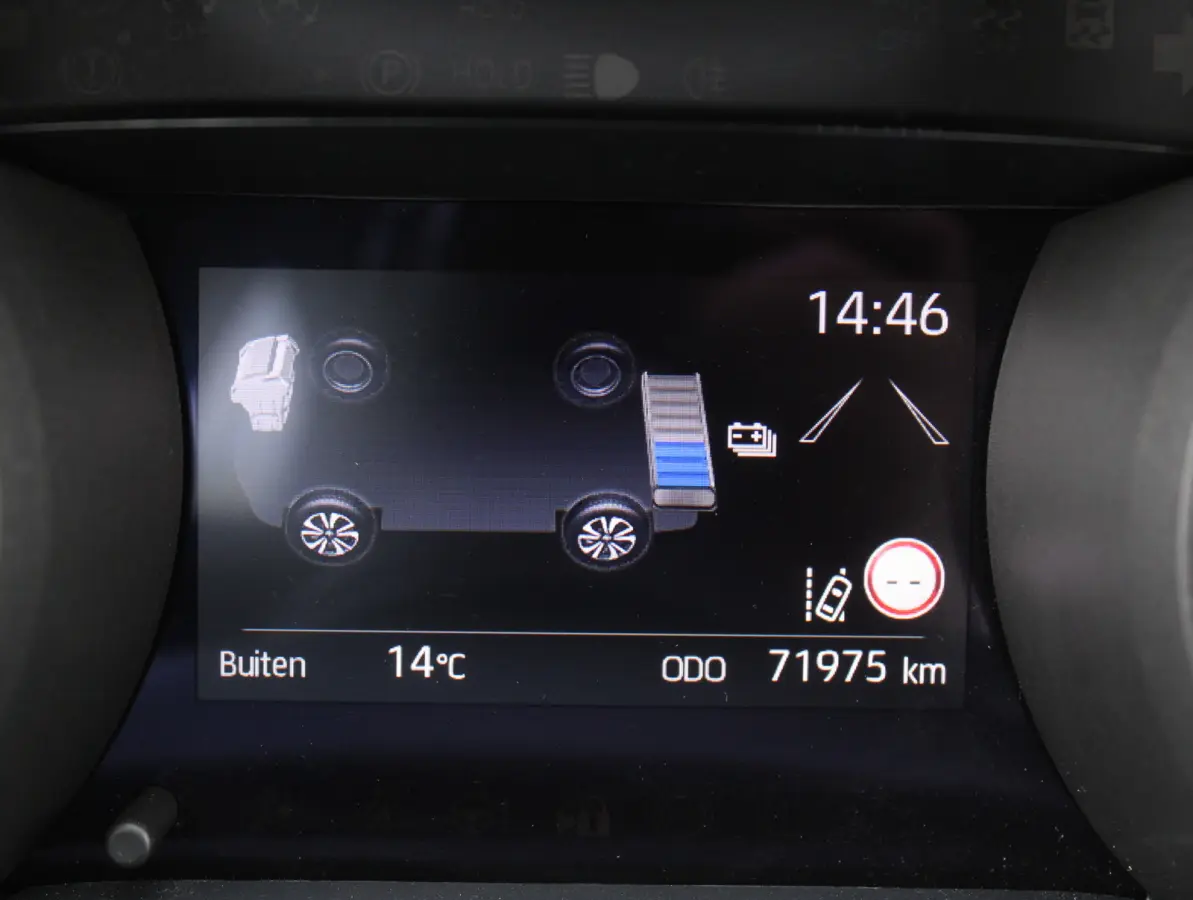 1.5 Hybrid Dynamic CARPLAY | CAMERA | CLIMATE | LMV16 | LED | DAB | ADAPCRUISE