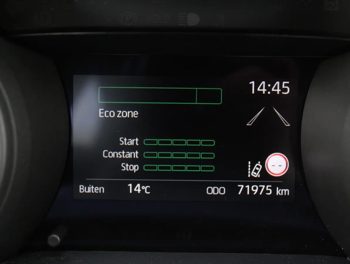 1.5 Hybrid Dynamic CARPLAY | CAMERA | CLIMATE | LMV16 | LED | DAB | ADAPCRUISE