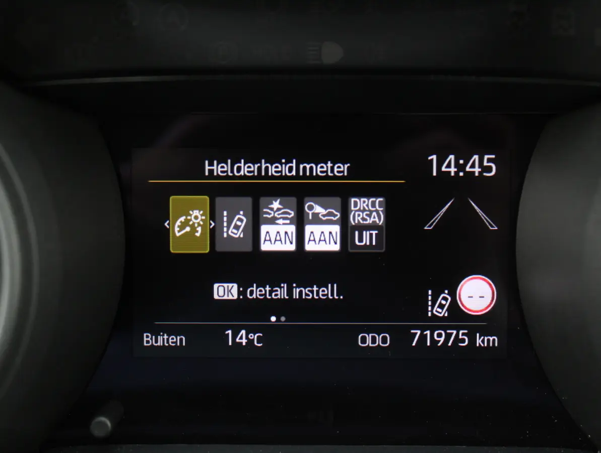 1.5 Hybrid Dynamic CARPLAY | CAMERA | CLIMATE | LMV16 | LED | DAB | ADAPCRUISE