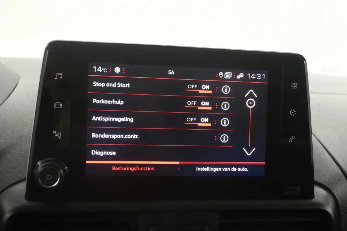 1.5 BlueHDI 130PK | Automaat | 3 Zits | Clima | Cruise | Carplay | Navi | Imperiaal | Parkeersens.